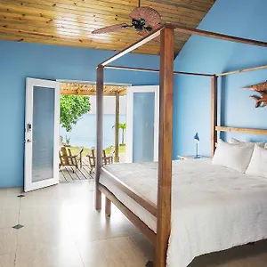 Luna Sea Resort Bluefields